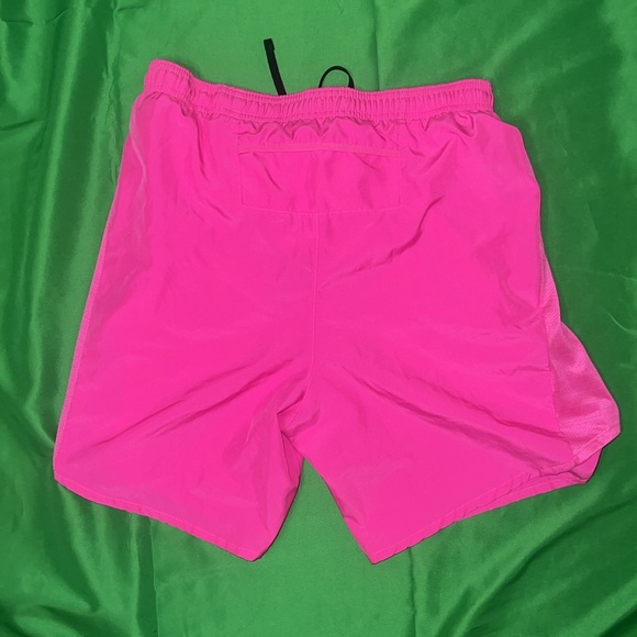 Nike Dri-Fit Gym Shorts size Small - Picture 2 of 8